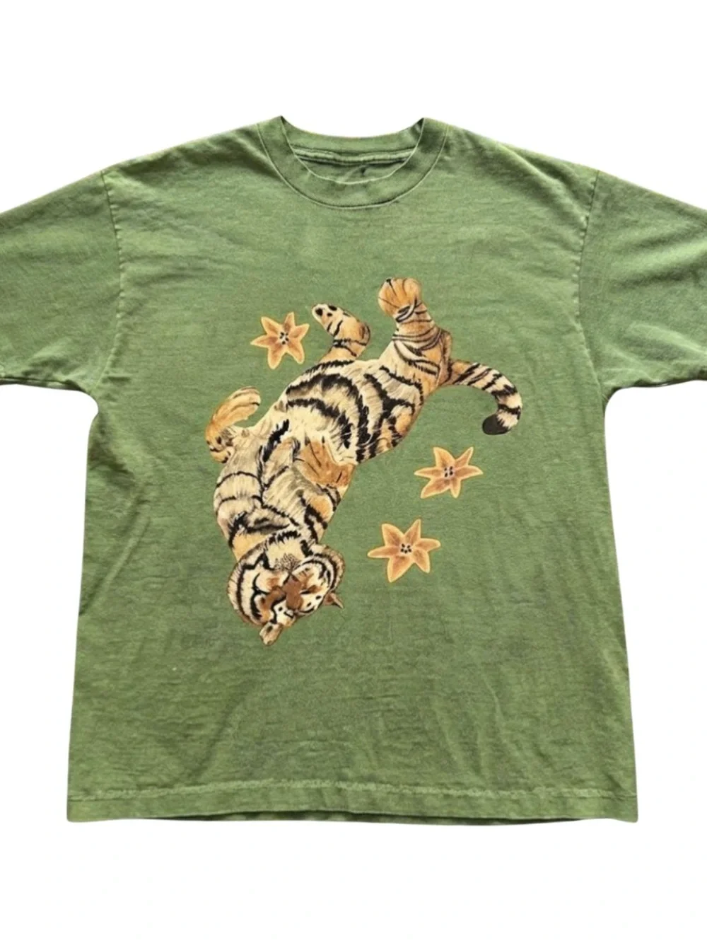 Gildan Green Tee with Tiger and Flower Graphic
